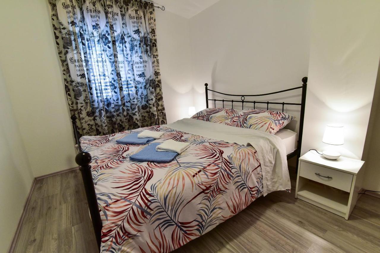 L&L Holiday Apartment 扎达尔 外观 照片