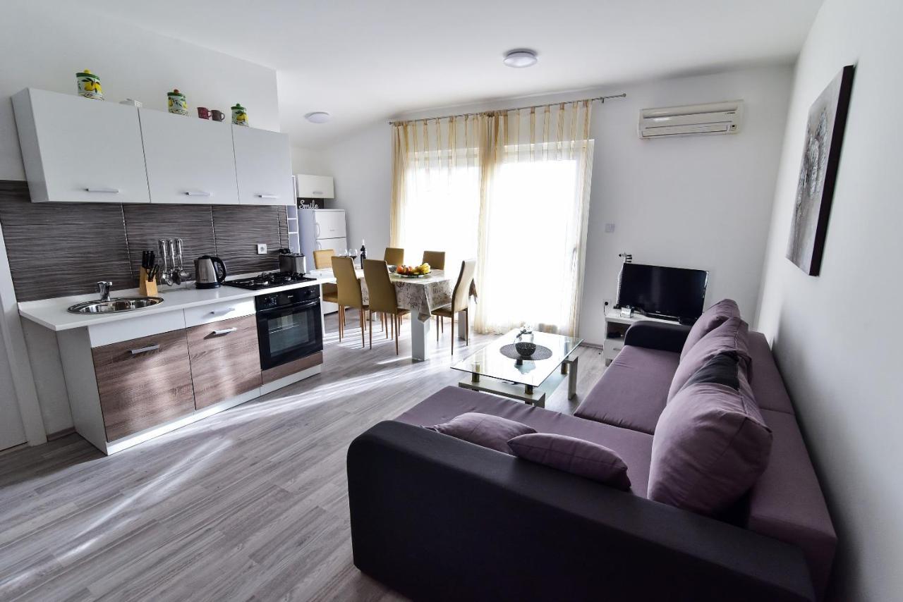 L&L Holiday Apartment 扎达尔 外观 照片